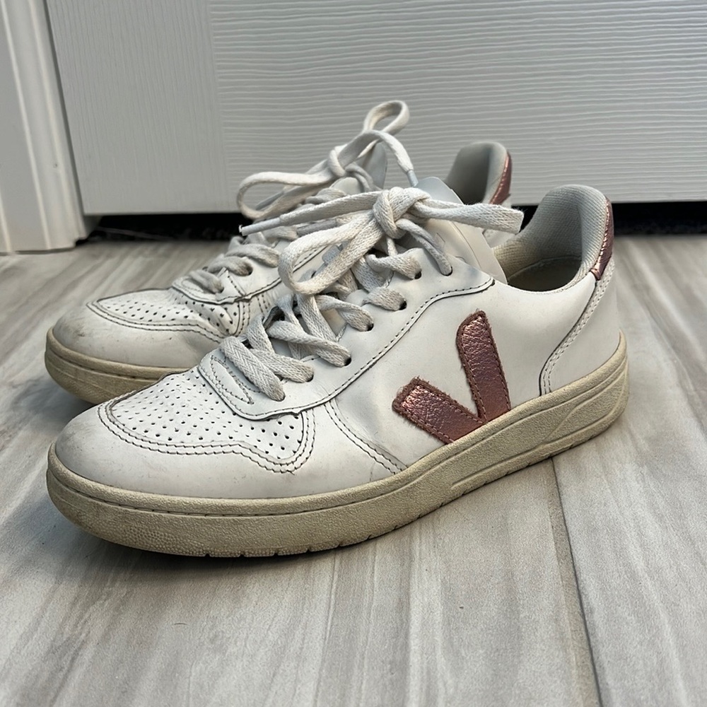 Gently worn Veja - Campo Sneaker